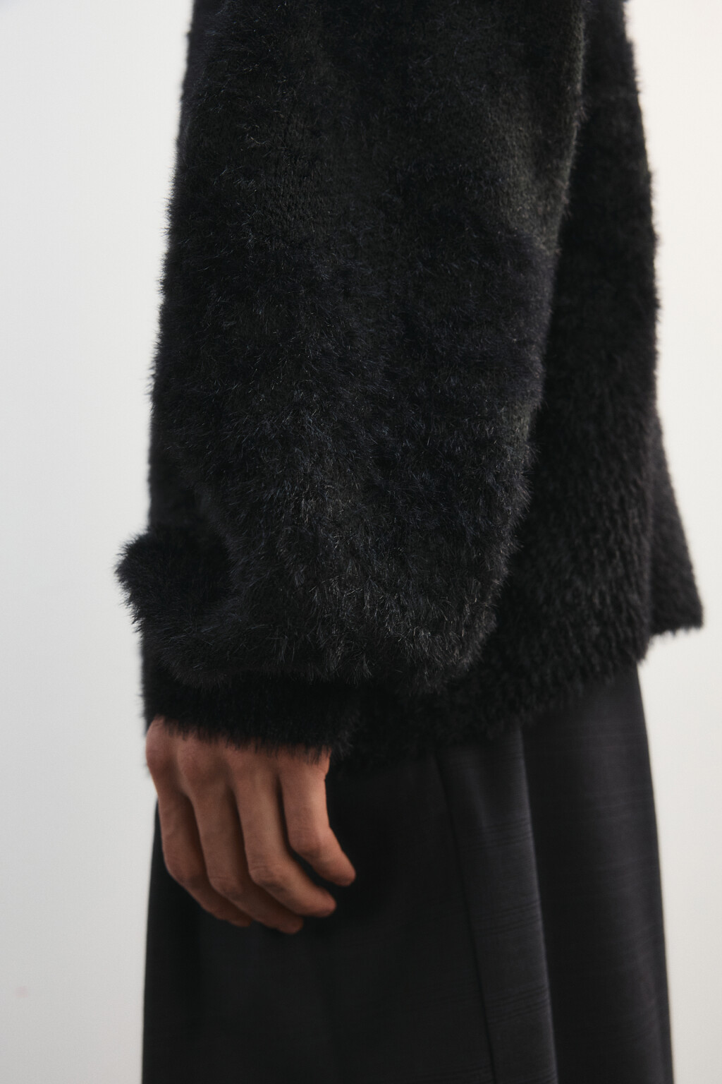 Кардиган на пуговицах с V-вырезом - цвет черный - 9