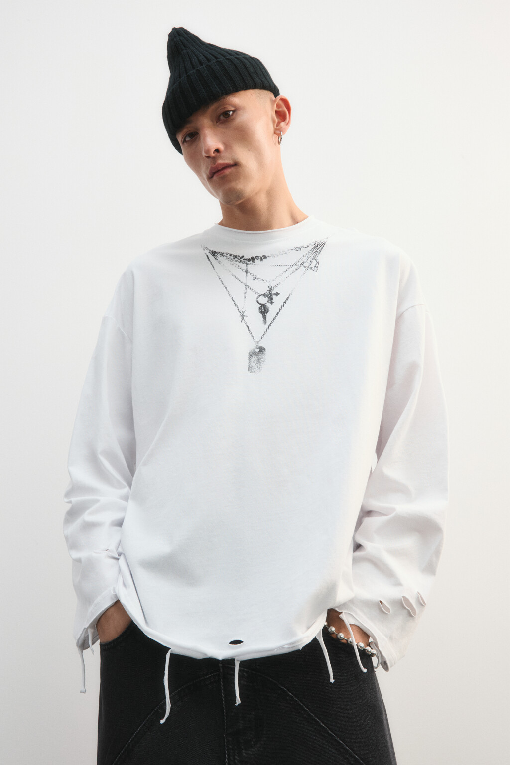 Шапка-бини вязаная в рубчик - цвет черный - 3