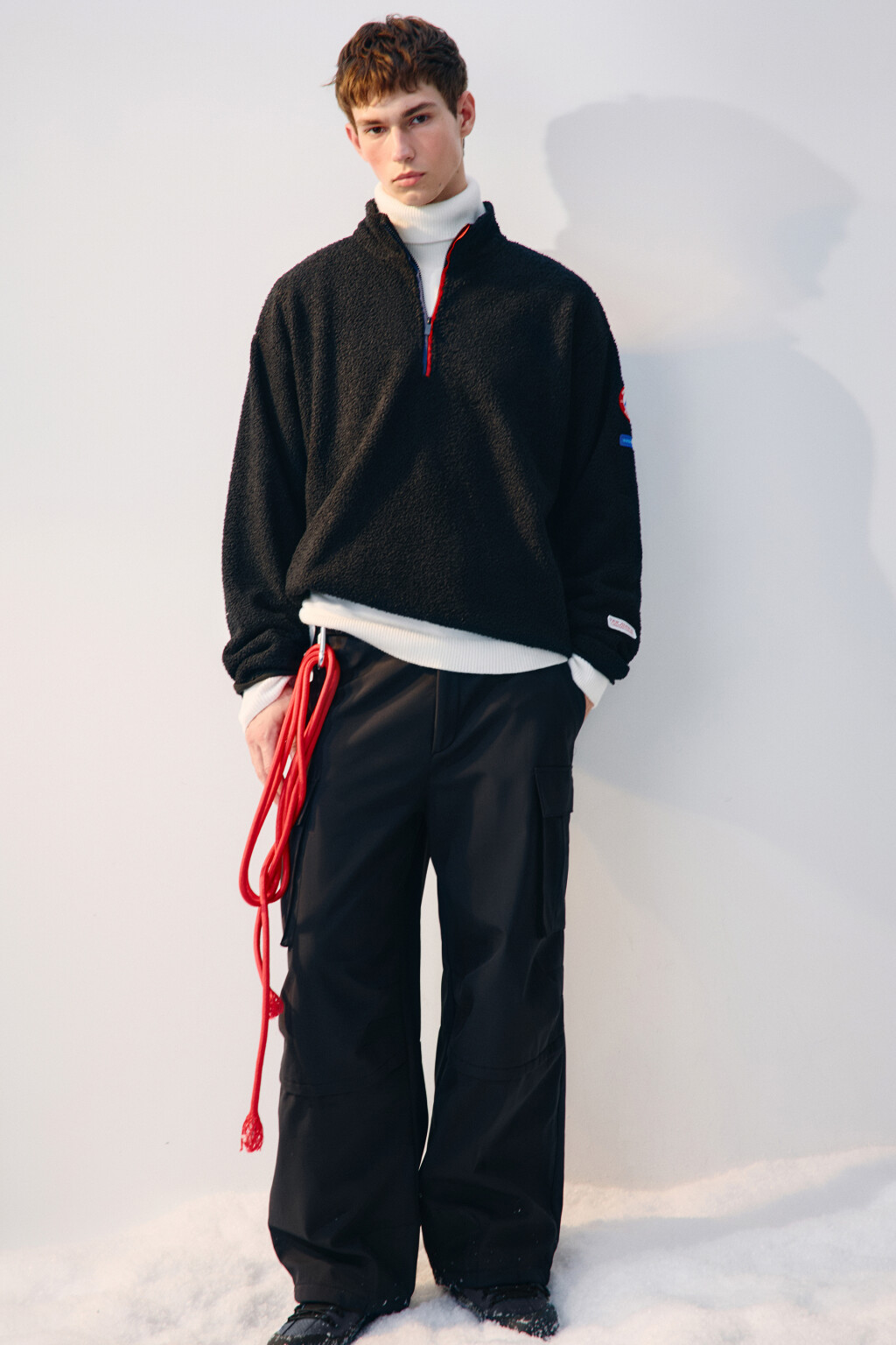 Толстовка-флиска с нашивками - цвет черный - 2