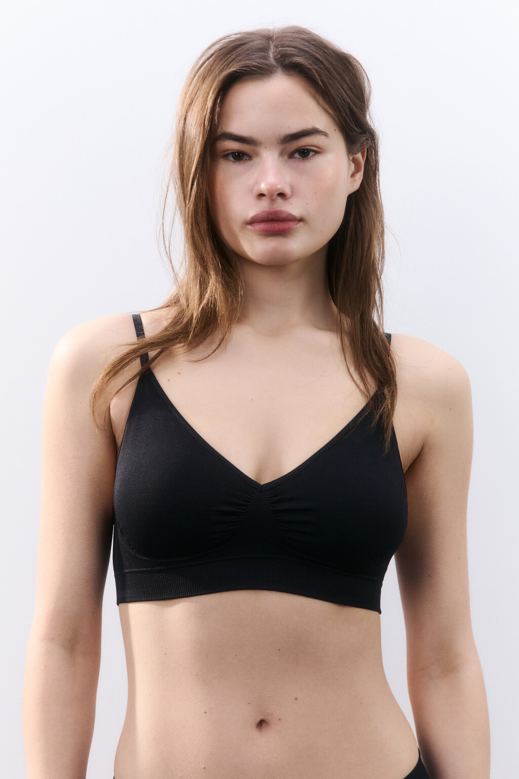 Бюстгальтер-топ бесшовный гладкий - цвет черный - 2