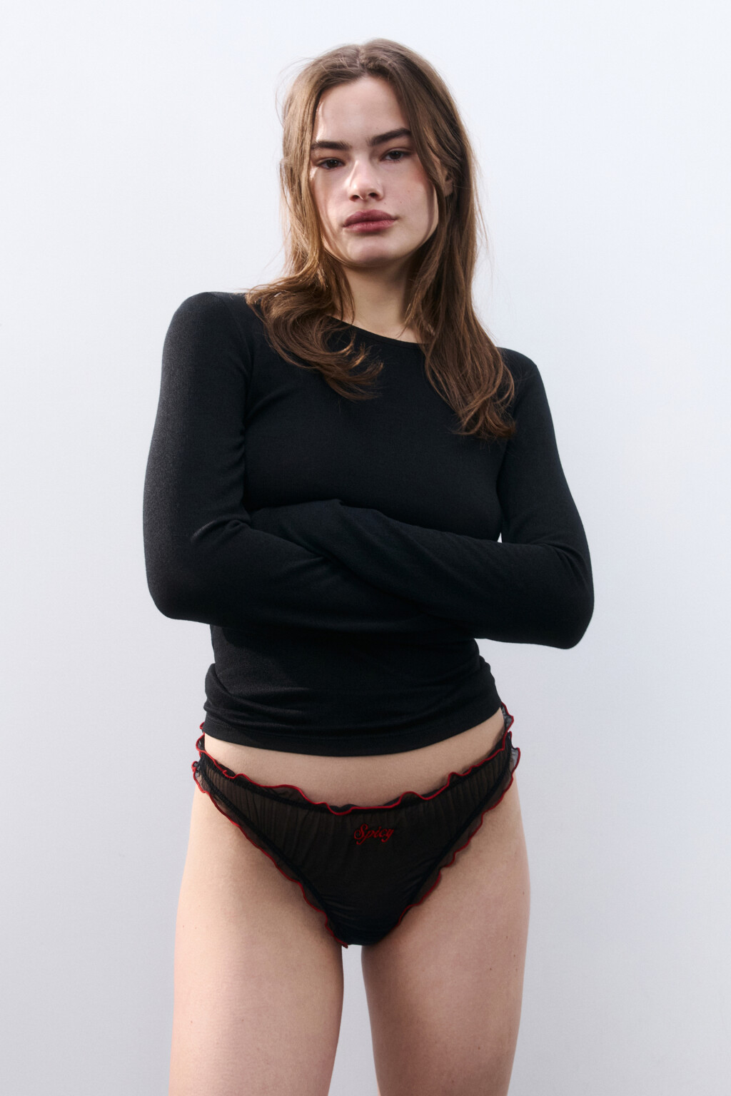 Трусы-стринги из сетки с оборками - цвет черный - 4
