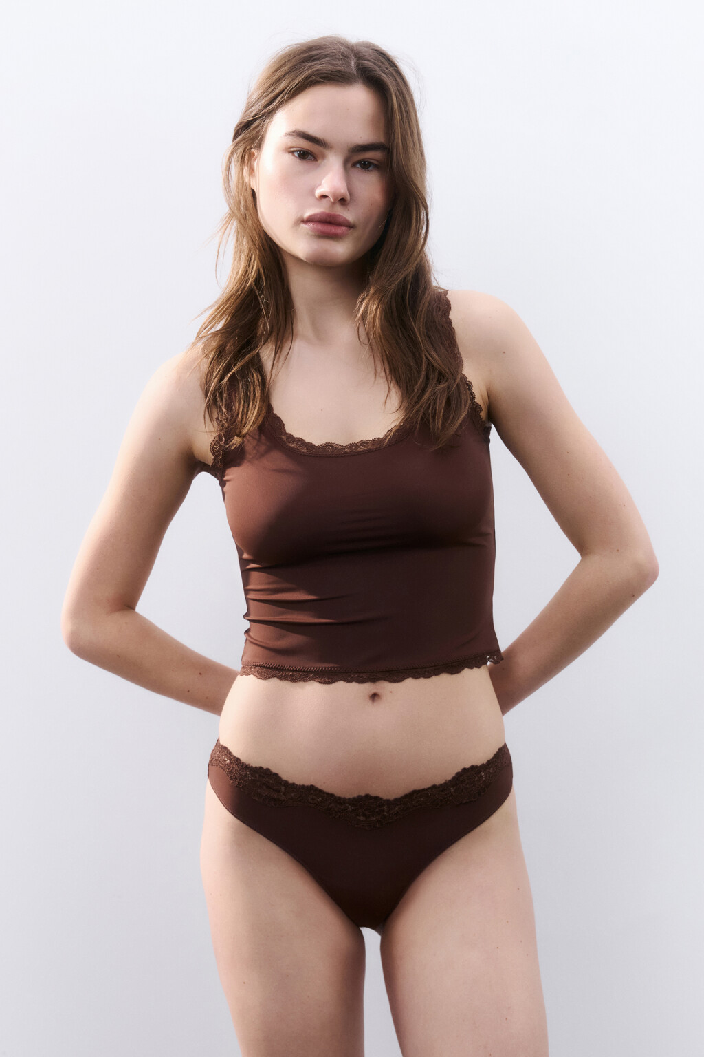 Трусы-стринги с кружевом - цвет коричневый - 4