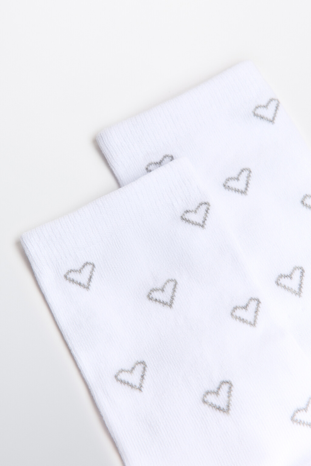 Носки высокие с сердечками - цвет белый - 2
