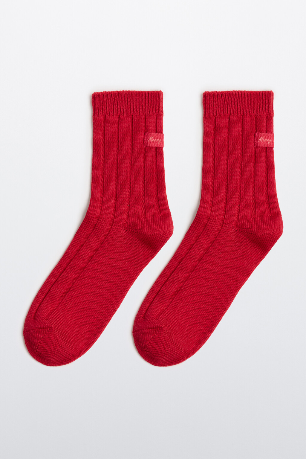 Носки высокие с новогодним патчем - цвет красный - 4