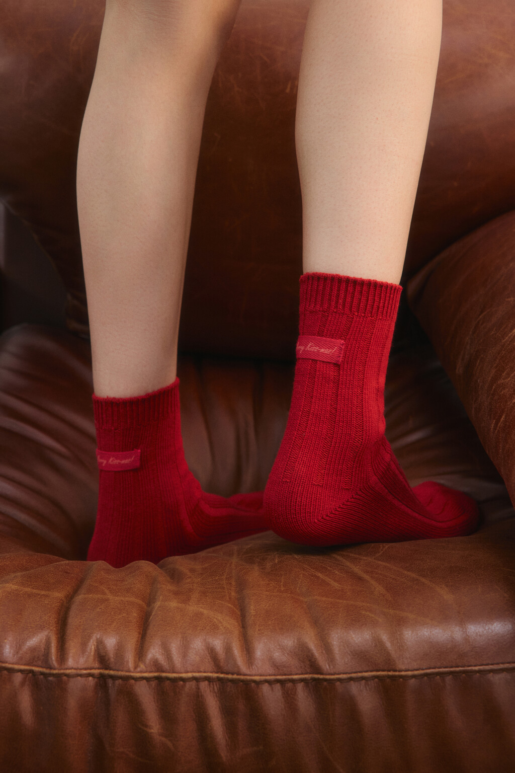 Носки высокие с новогодним патчем - цвет красный - 3