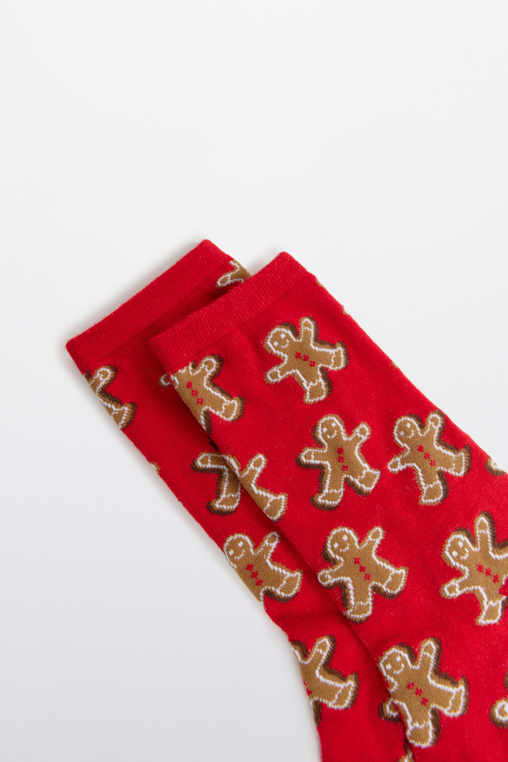 Носки высокие с новогодней вышивкой - цвет красный - 2