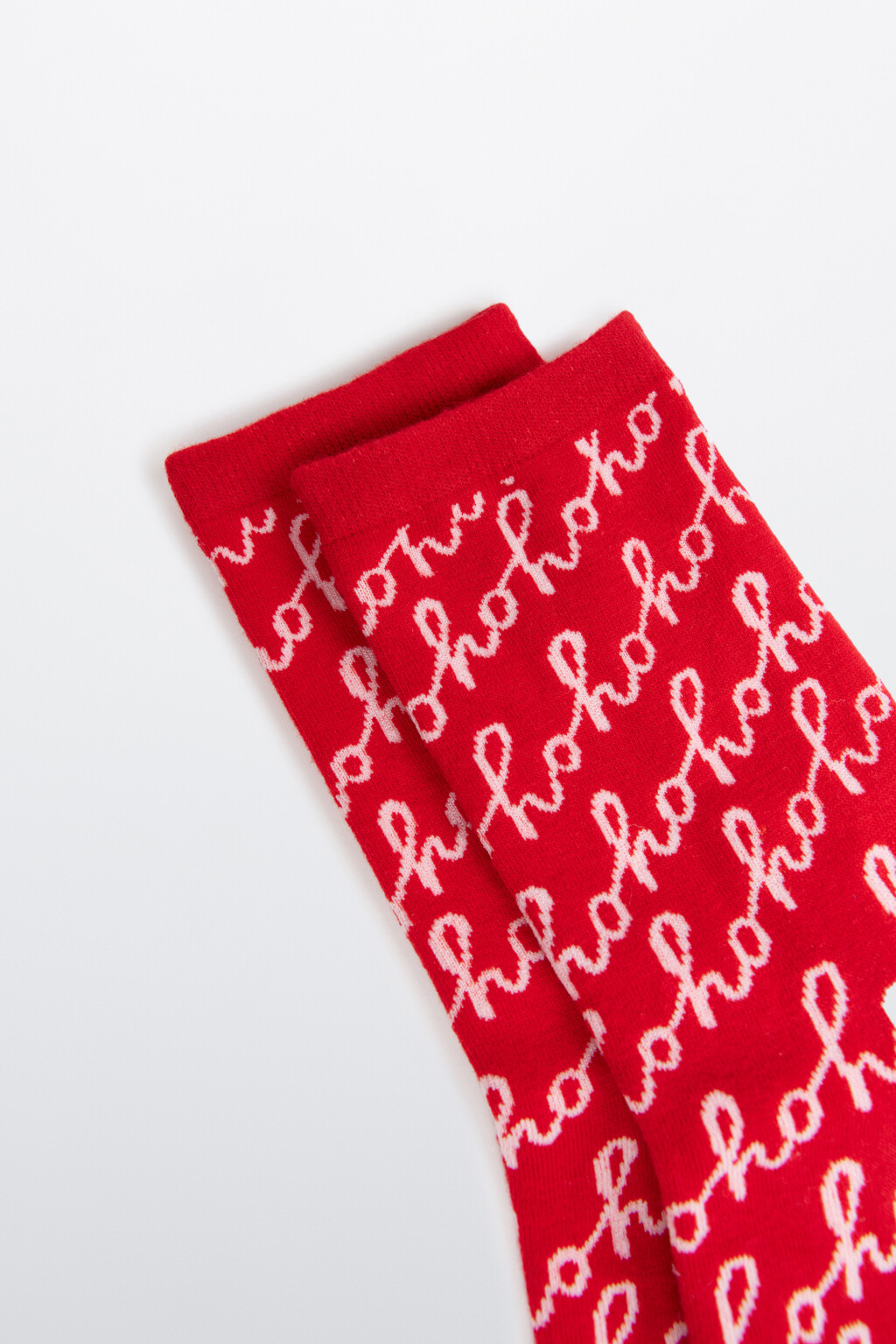 Носки высокие с новогодней вышивкой - цвет красный - 2