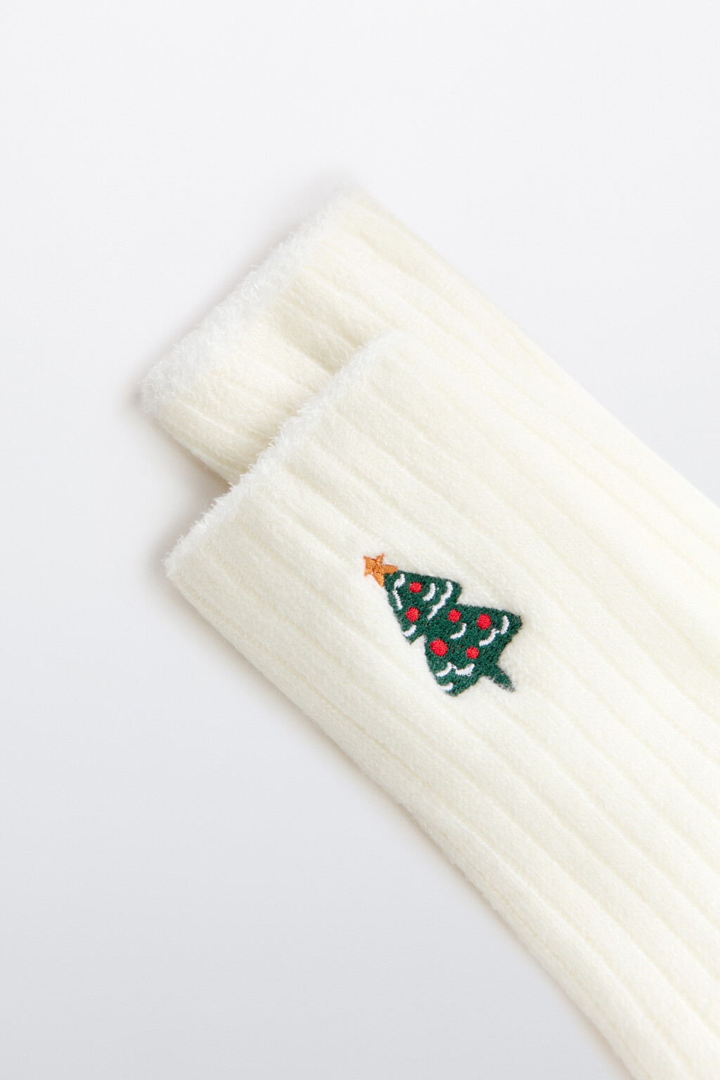 Носки высокие с новогодней вышивкой - цвет ванильный - 2