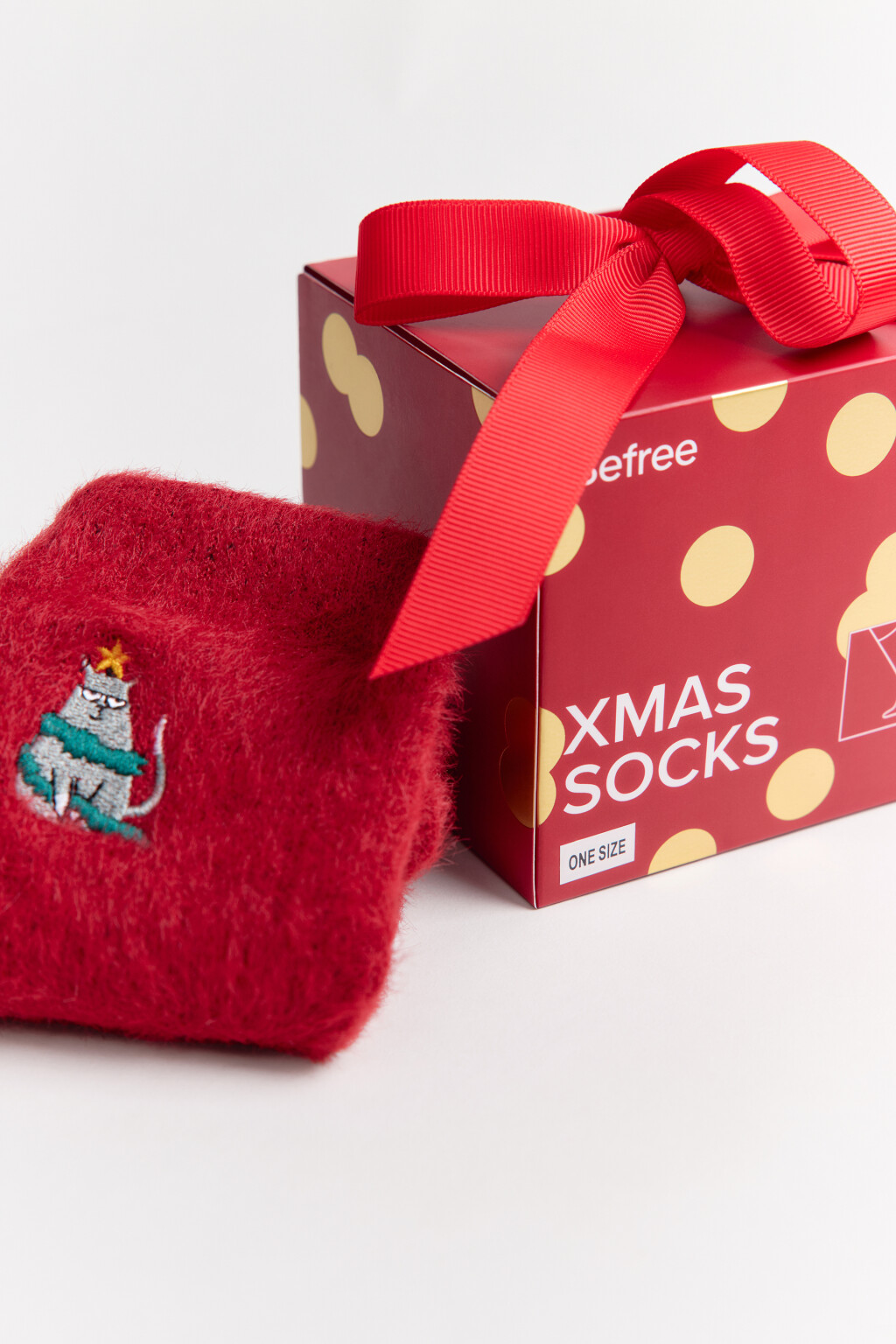 Носки махровые с новогодней вышивкой - цвет красный - 1