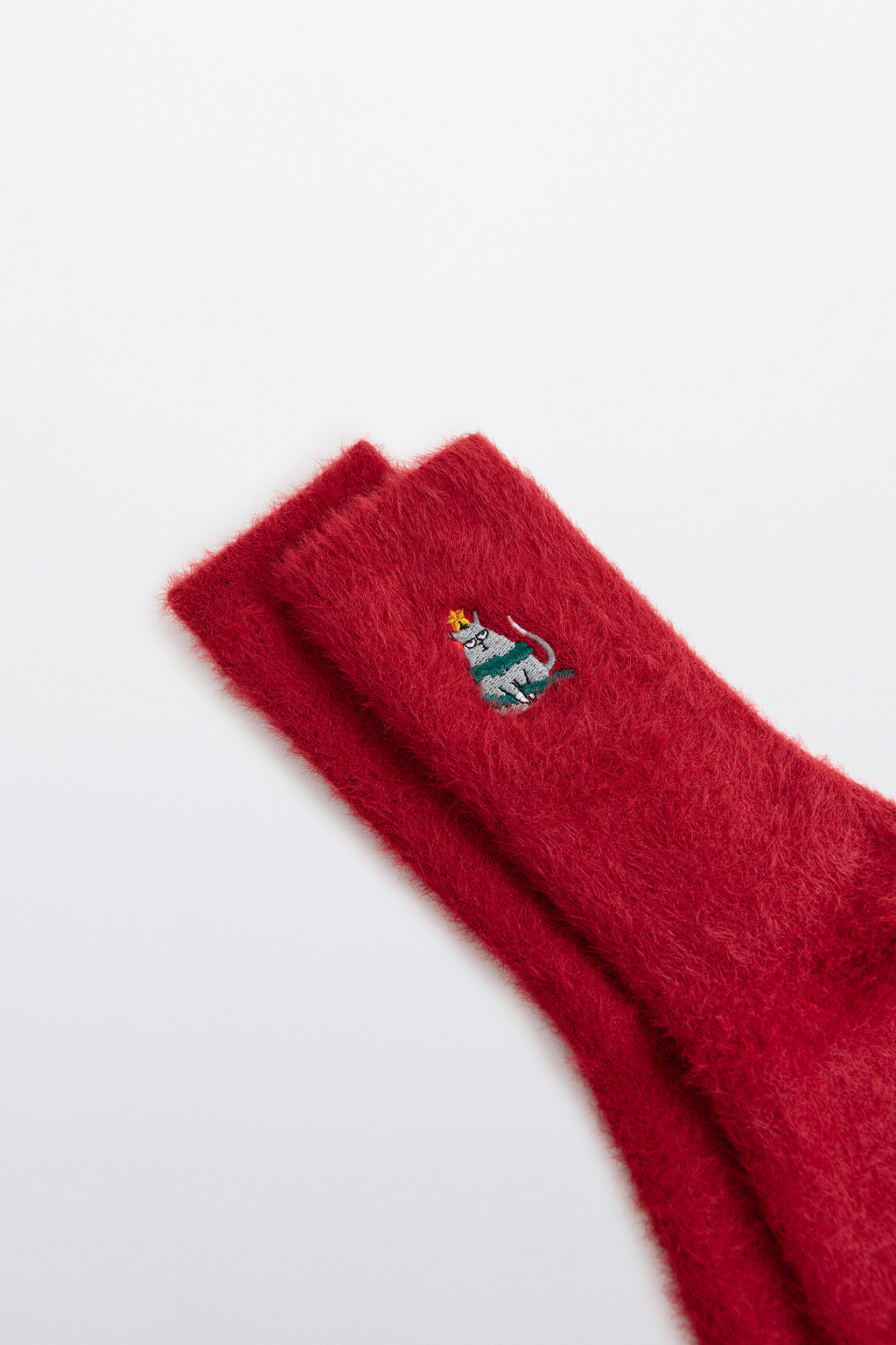Носки махровые с новогодней вышивкой - цвет красный - 3