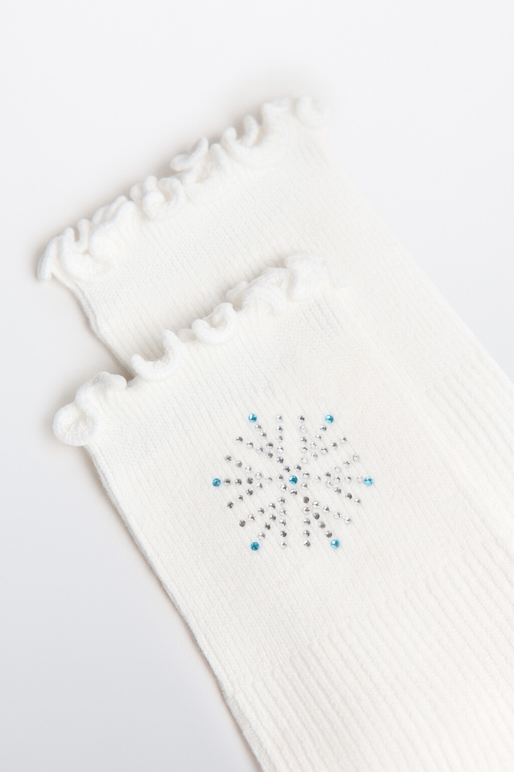 Носки со стразами и волнистым краем - цвет ванильный - 2