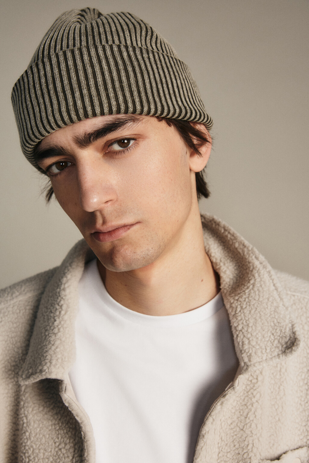 Шапка-бини вязаная в рубчик - цвет зеленый - 2