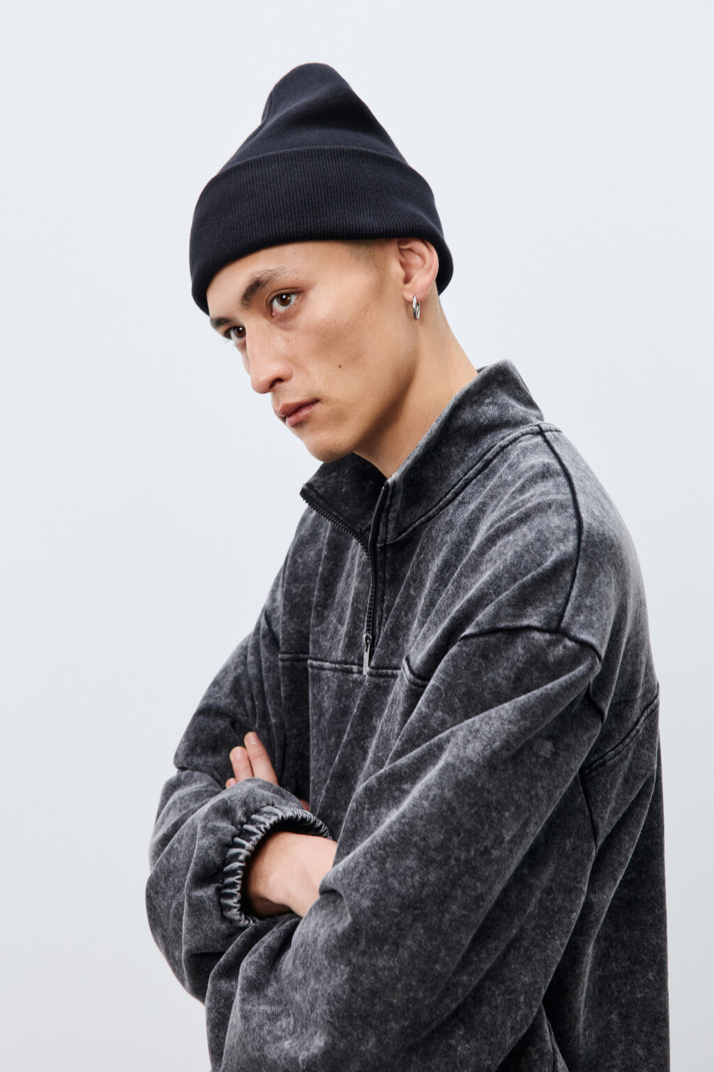 Шапка-бини трикотажная - цвет черный - 2