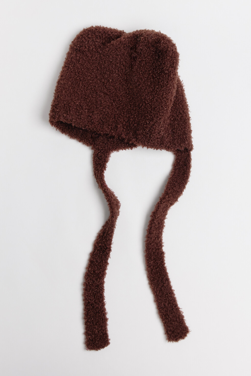 Шапка-чепчик плюшевая с завязками - цвет коричневый - 2