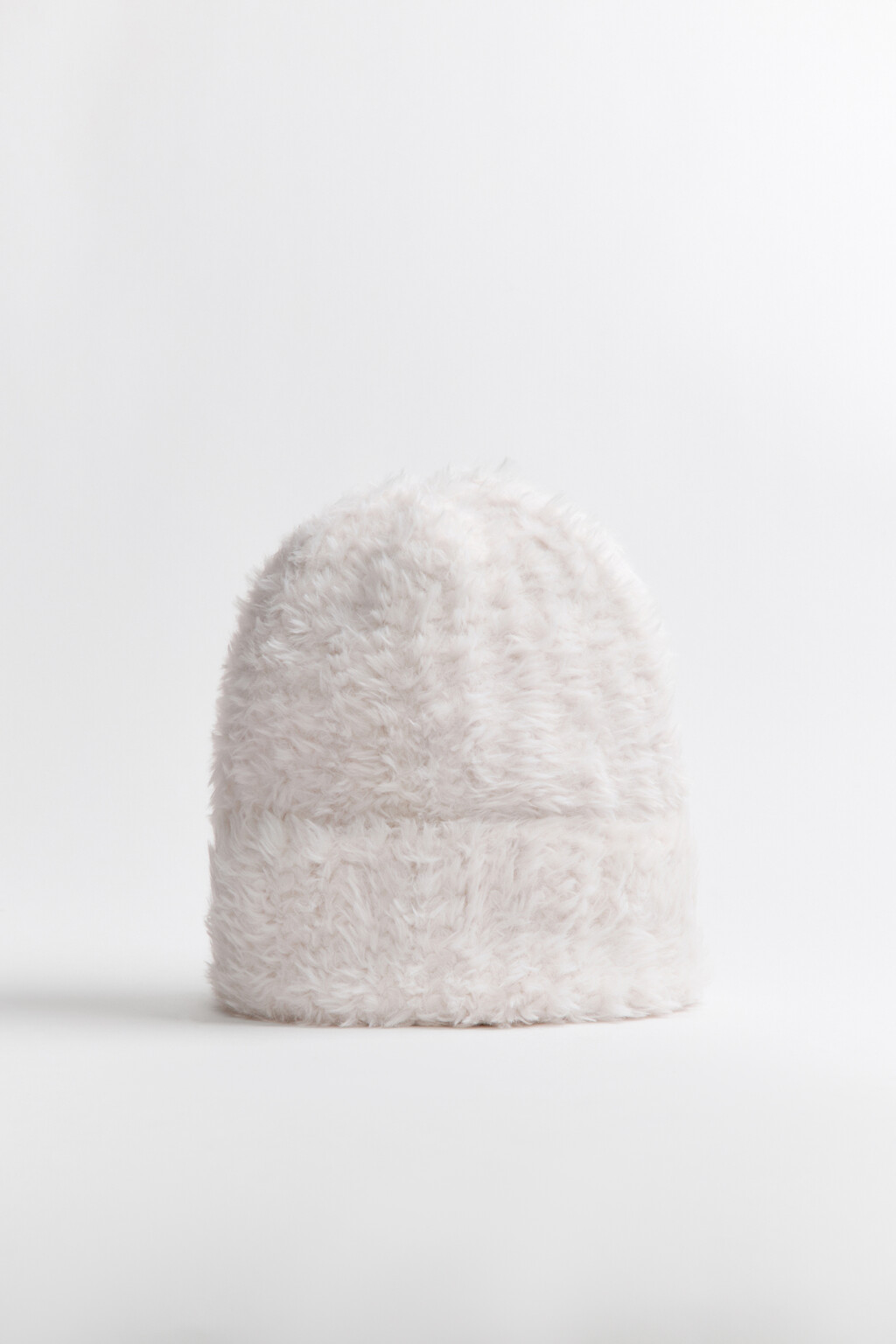 Шапка-бини пушистая с ворсом - цвет молочный - 1