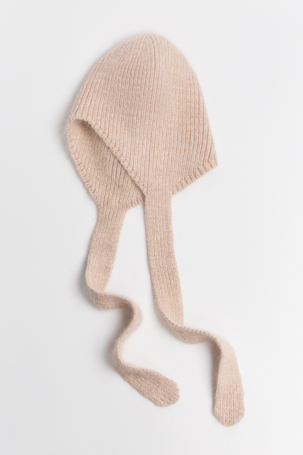 Шапка-чепчик с ангорской шерстью - цвет бежевый - 1