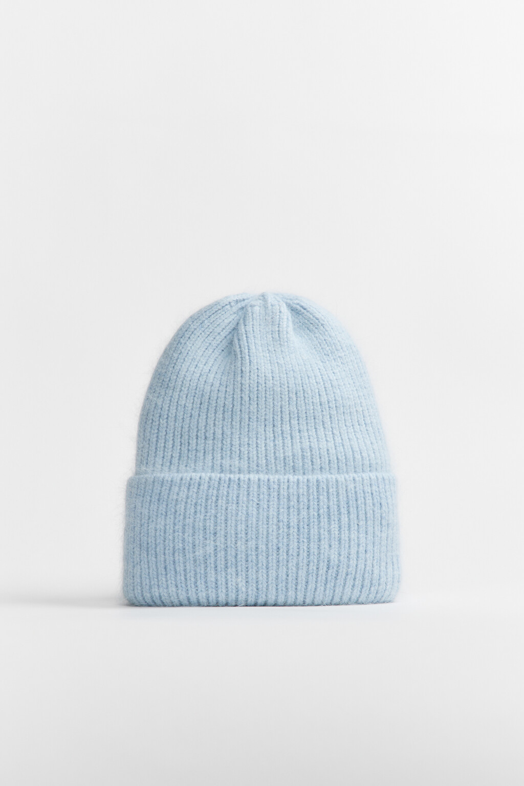 Шапка-бини с ангорской шерстью - цвет голубой - 3