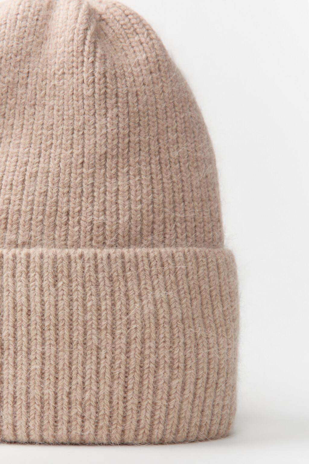 Шапка-бини с ангорской шерстью - цвет бежевый - 2