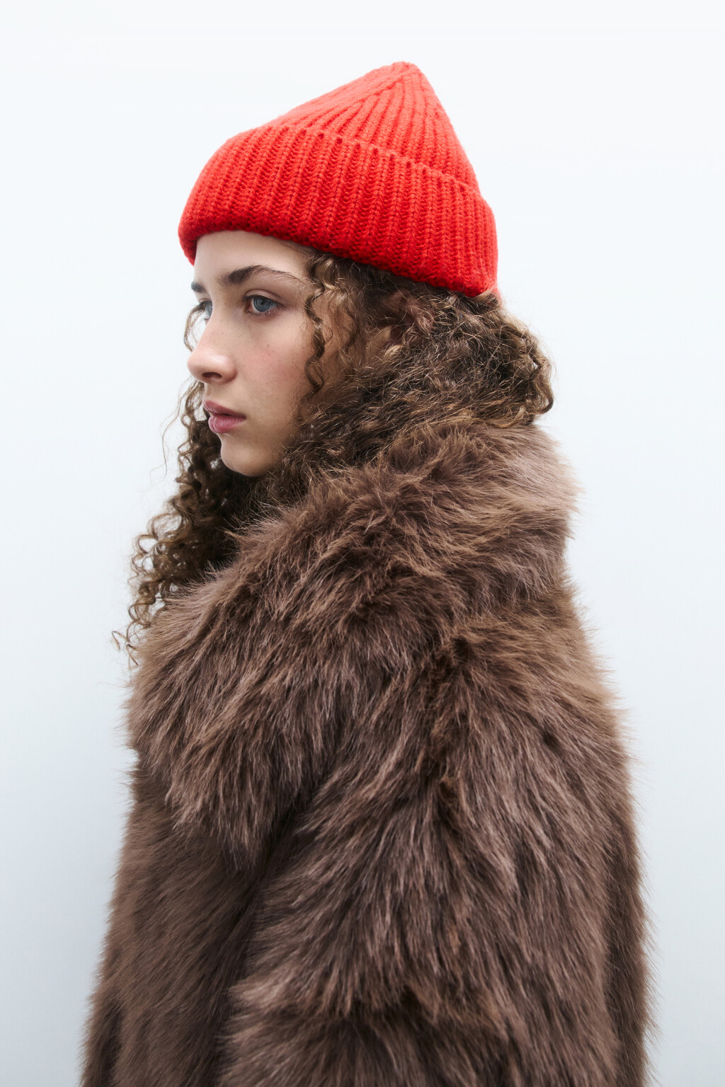 Шапка-бини шерстяная в рубчик - цвет красный - 1