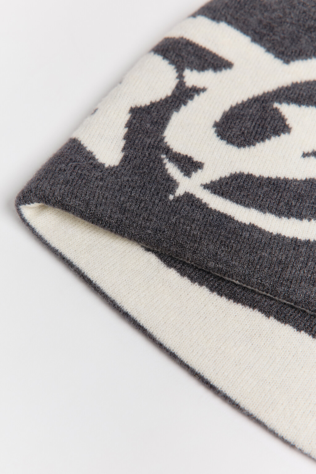 Шапка двусторонняя с принтом - цвет серый - 3