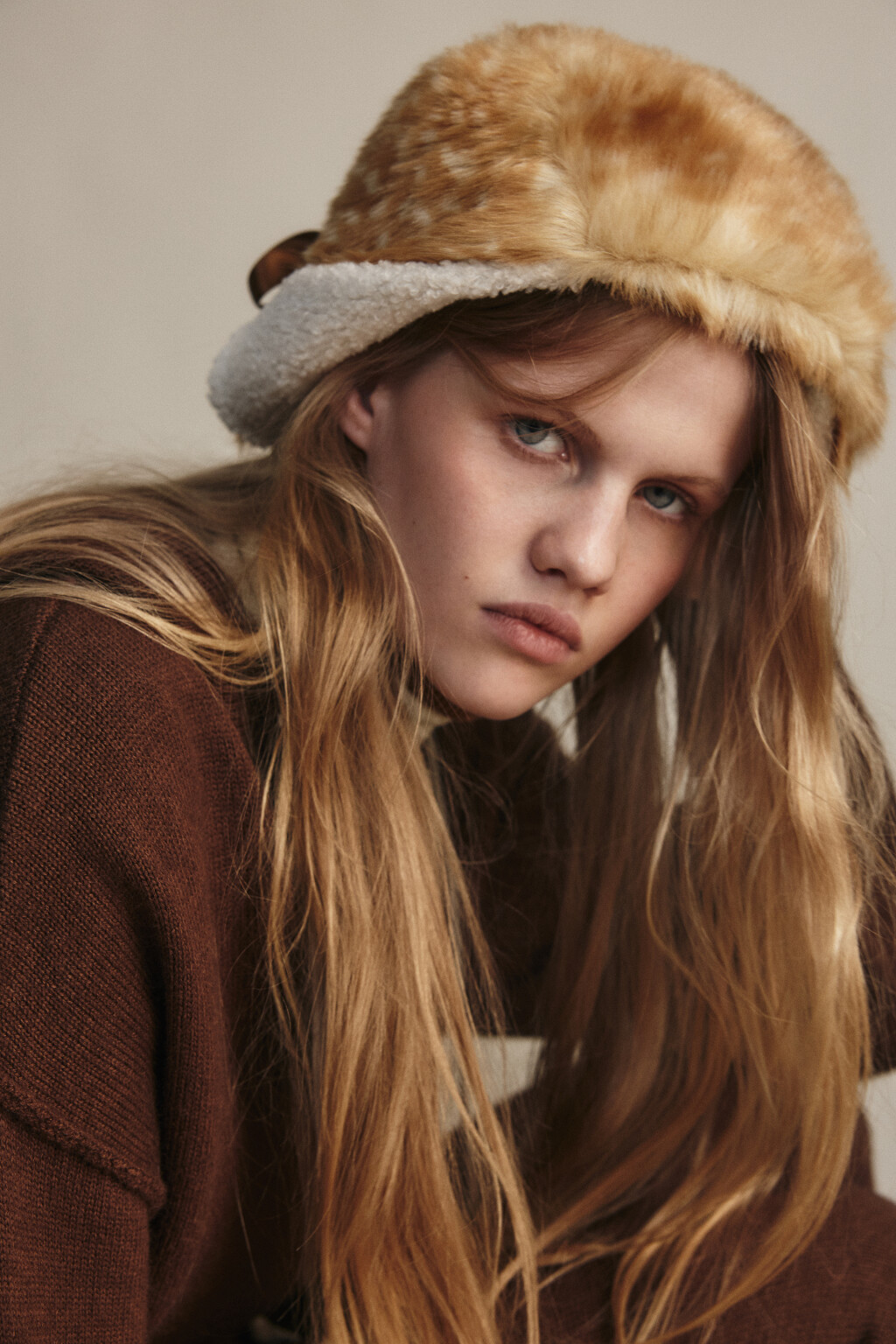 Шапка меховая с оленьим принтом - цвет мультиколор - 1