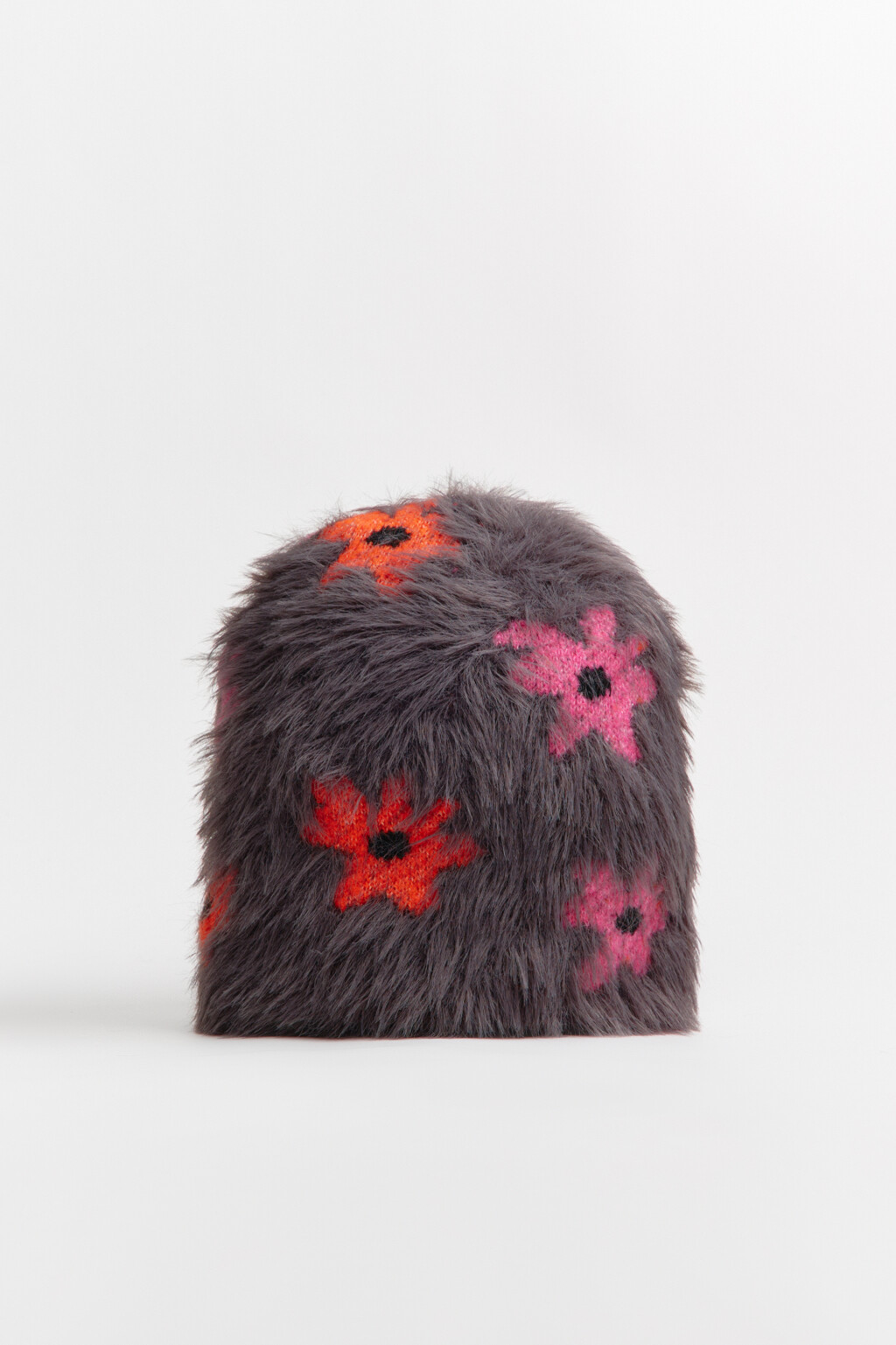 Шапка пушистая с вышивкой - цвет мультиколор - 5