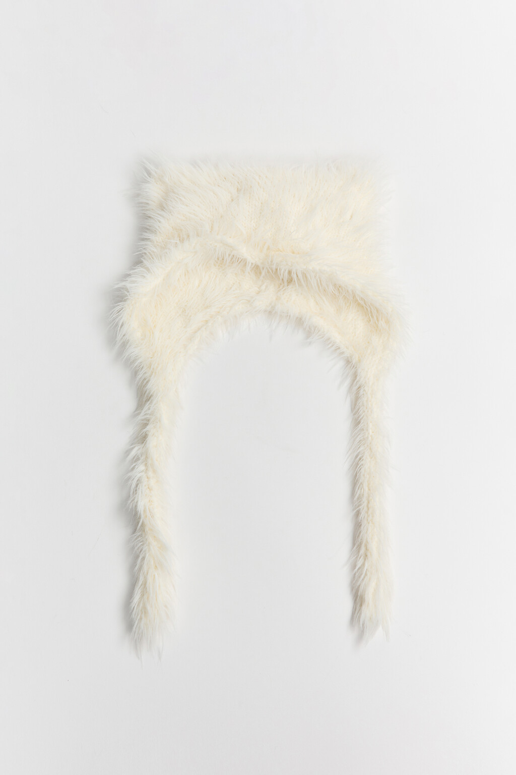 Шапка-чепчик пушистая с ушками - цвет молочный - 1