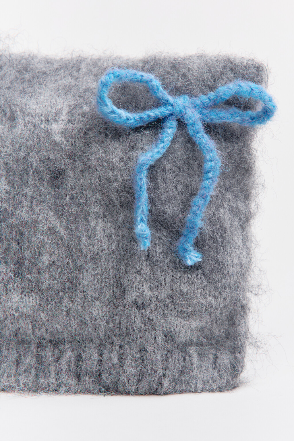 Шапка с ушками и бантиками - цвет серый - 2