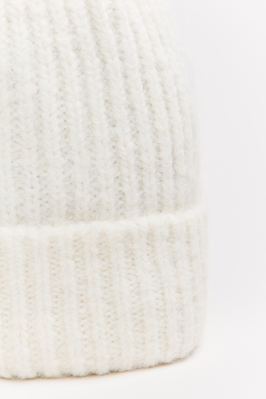 Шапка-бини вязаная с шерстью - цвет молочный - 2