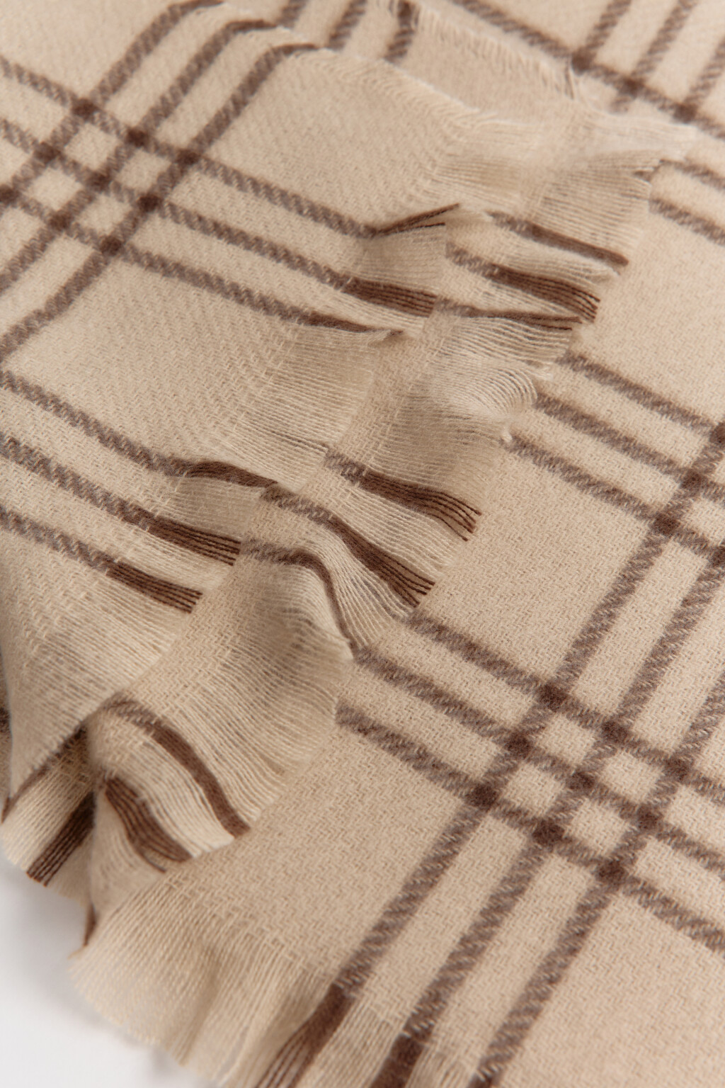 Шарф в клетку с короткой бахромой - цвет коричневый - 5