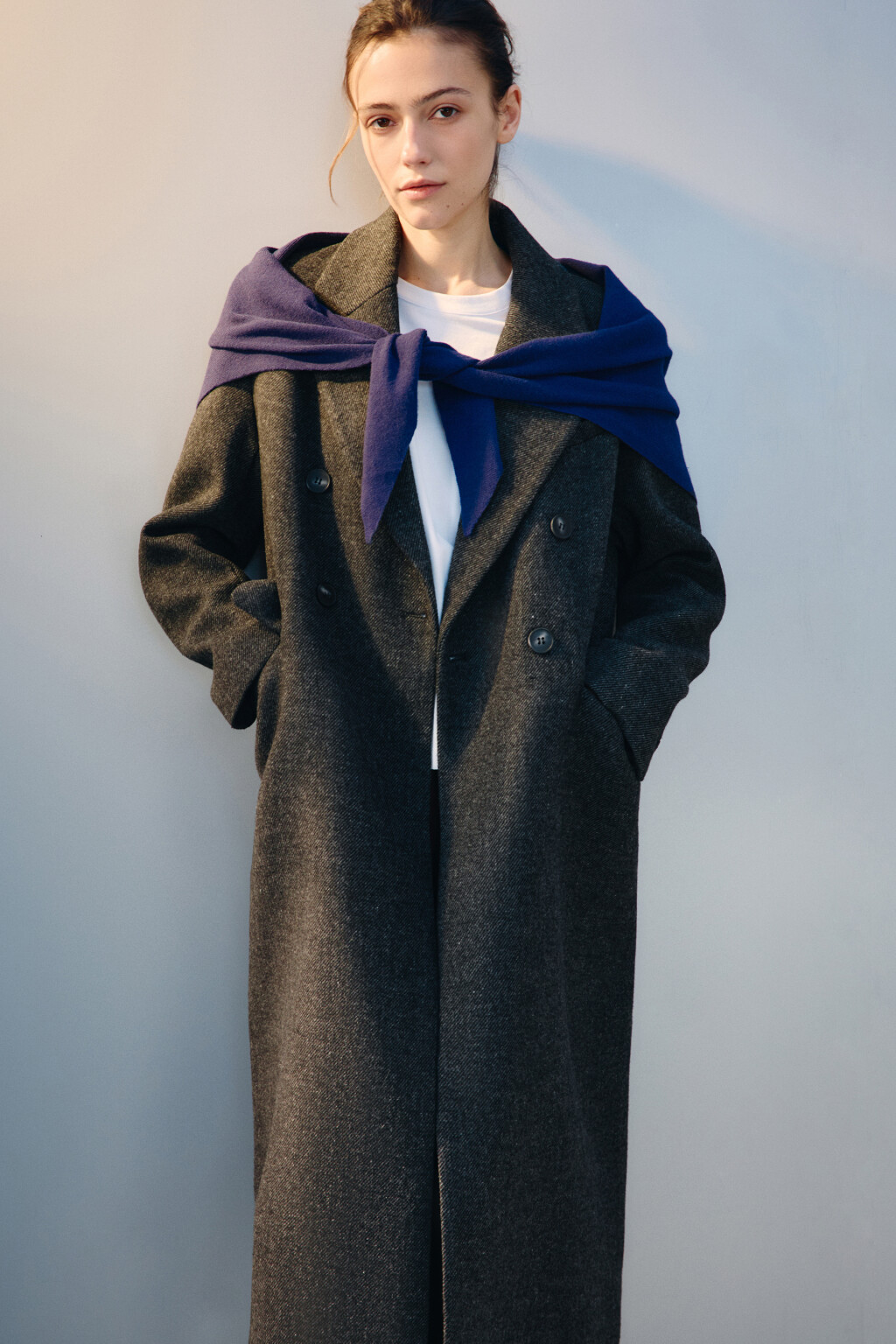 Косынка тонкая вязаная - цвет синий - 2