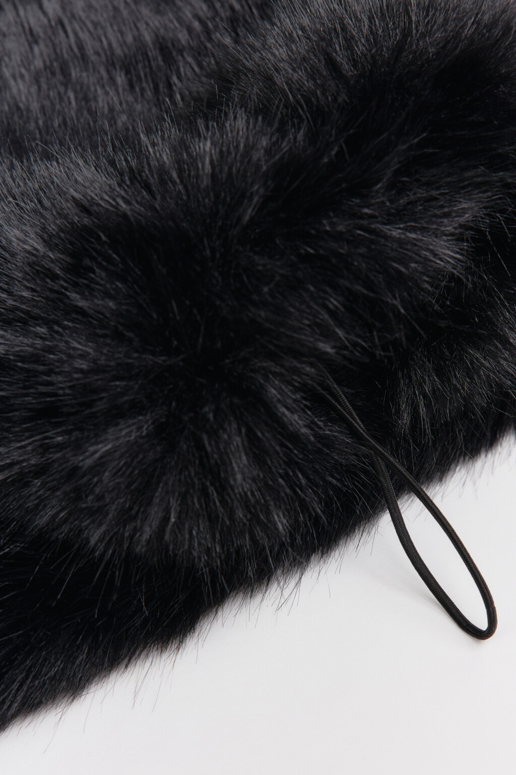Гетры меховые с длинным ворсом - цвет черный - 2