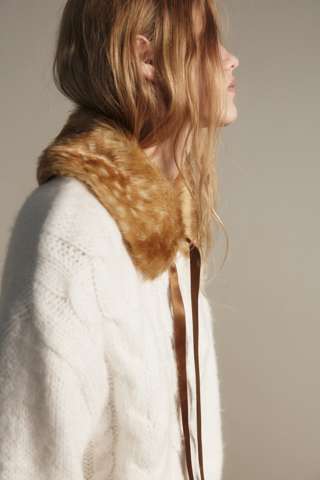 Воротник меховой с оленьим принтом - цвет мультиколор - 5