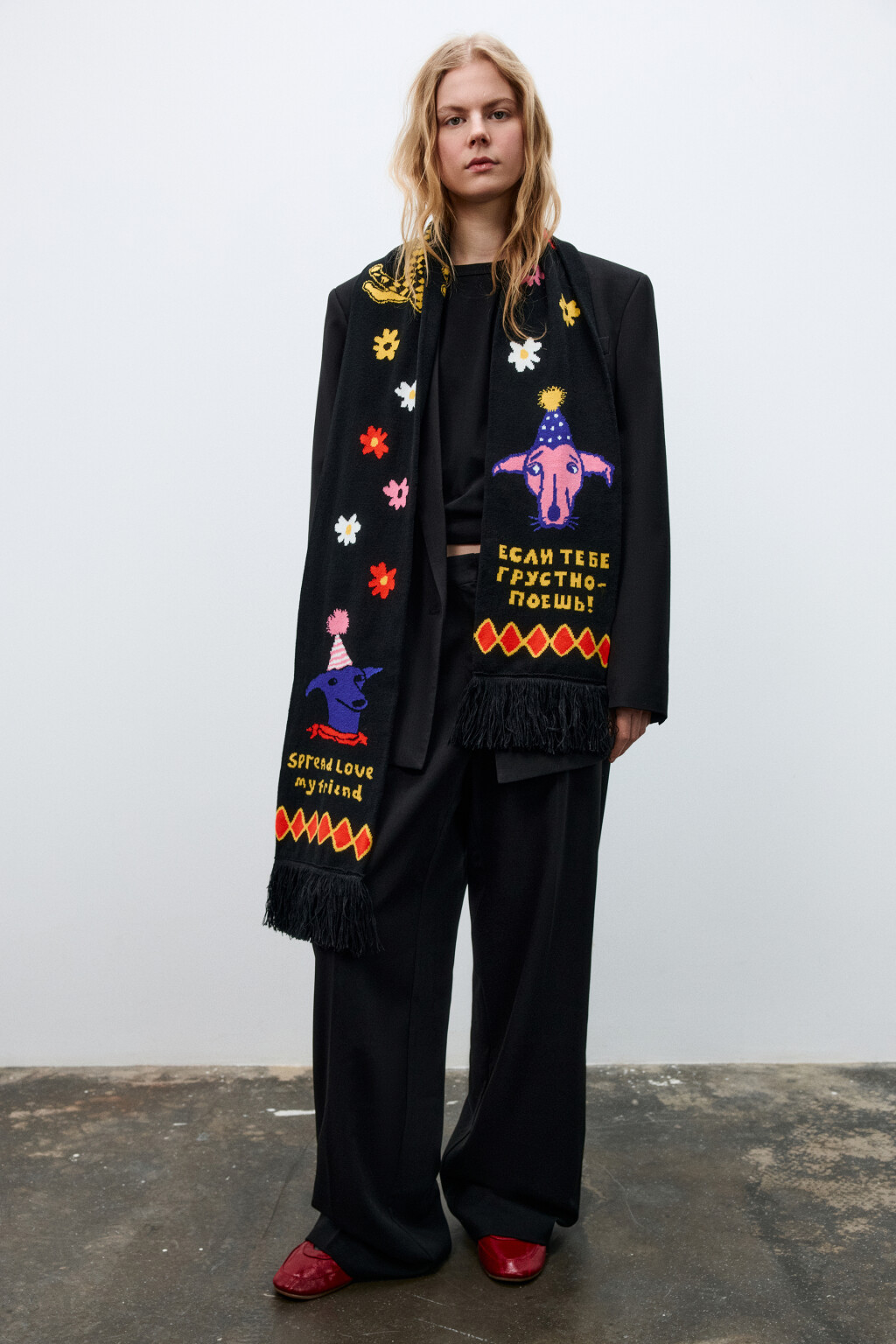 Шарф с принтом и бахромой - цвет черный - 2