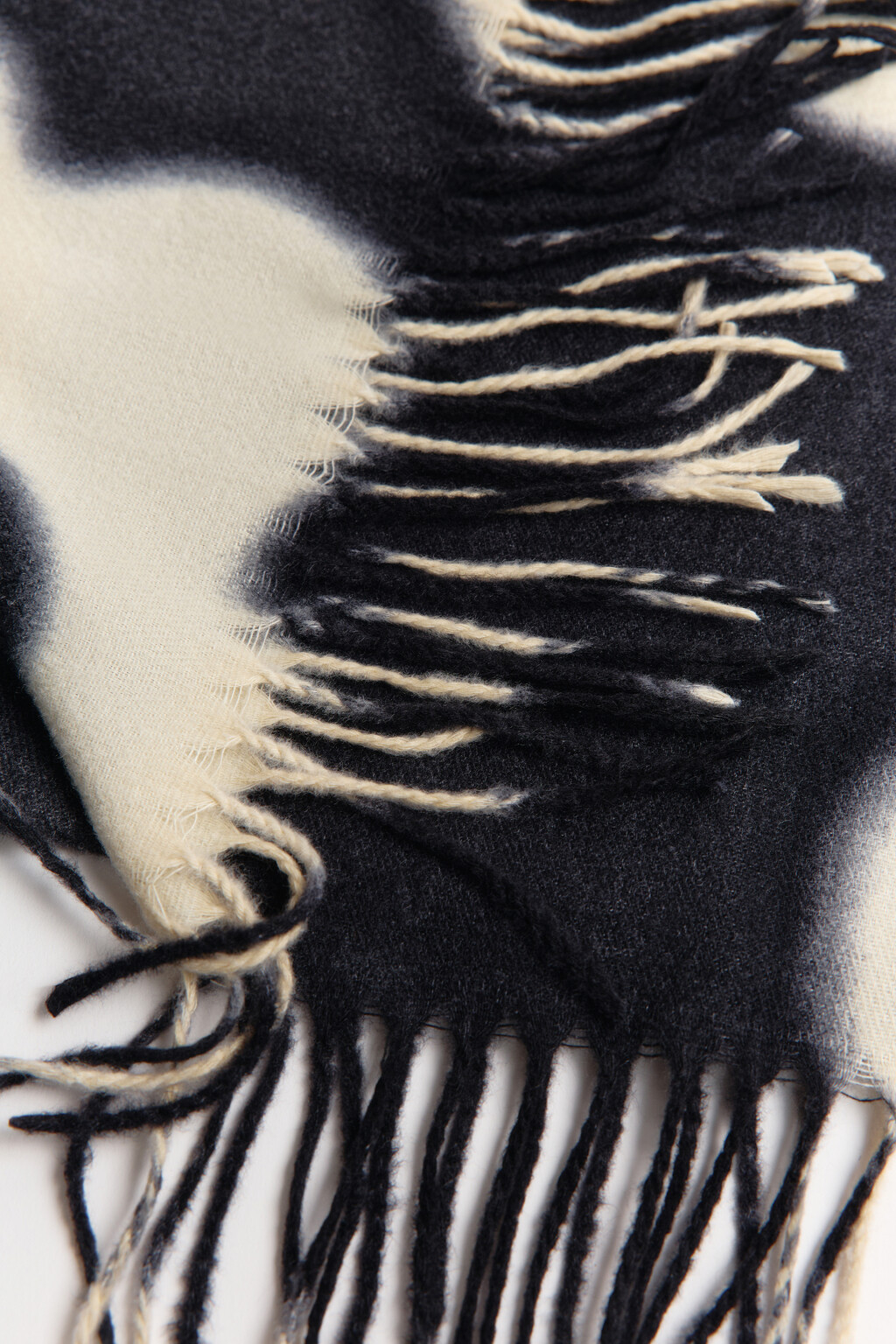 Шарф тонкий с принтом и бахромой - цвет бежевый - 3