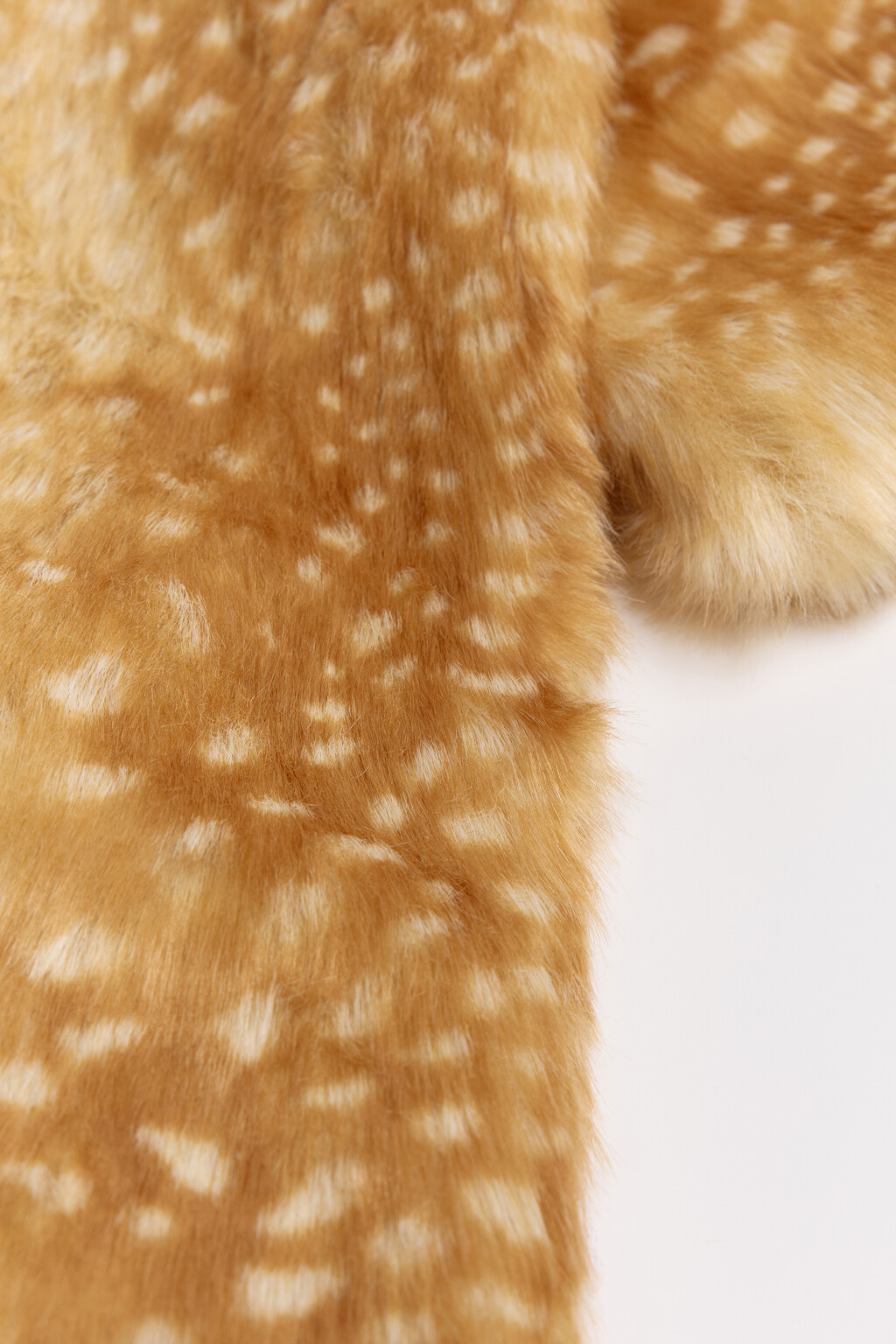 Шарф меховой с оленьим принтом - цвет коричневый - 7