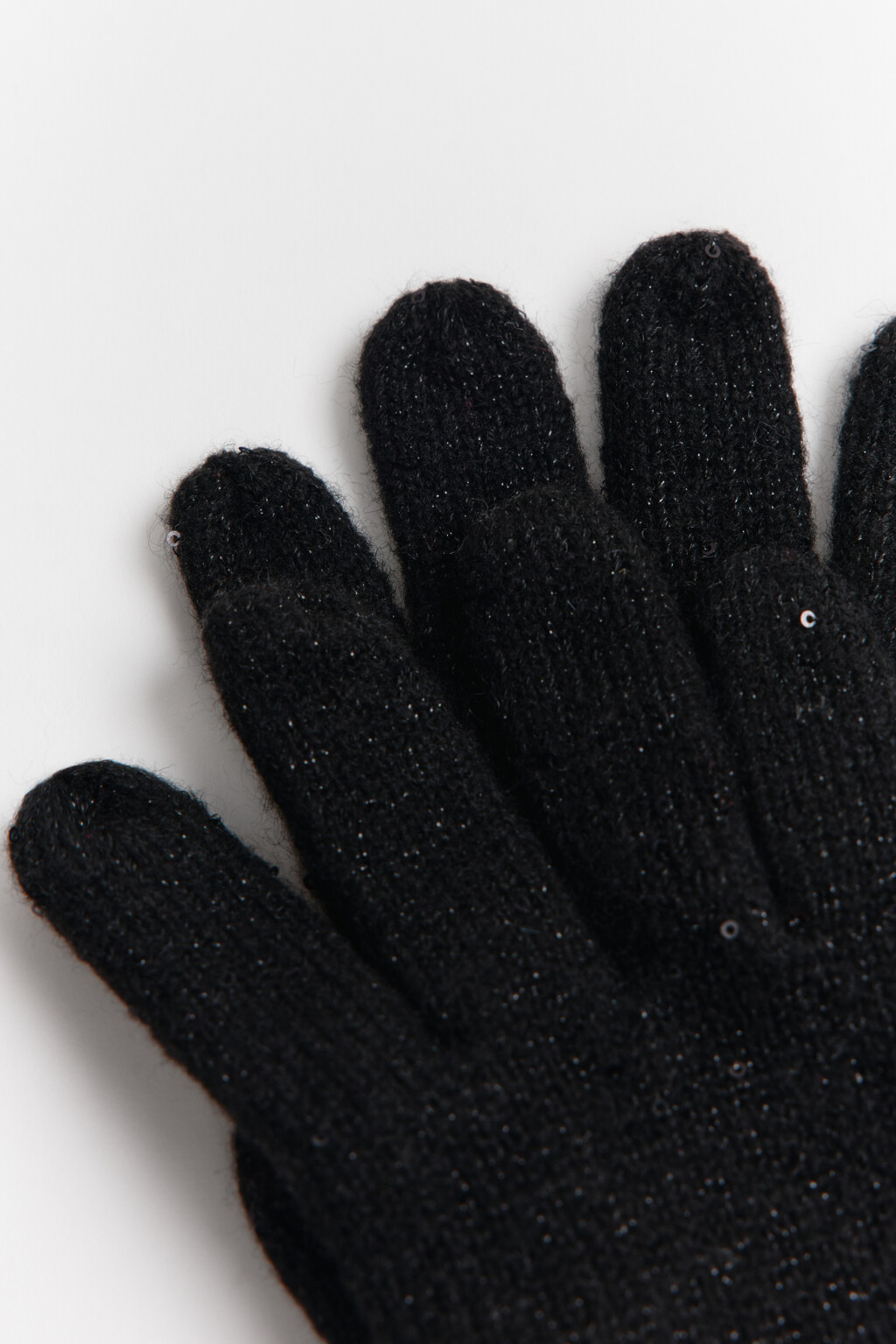 Перчатки трикотажные с пайетками - цвет черный - 4