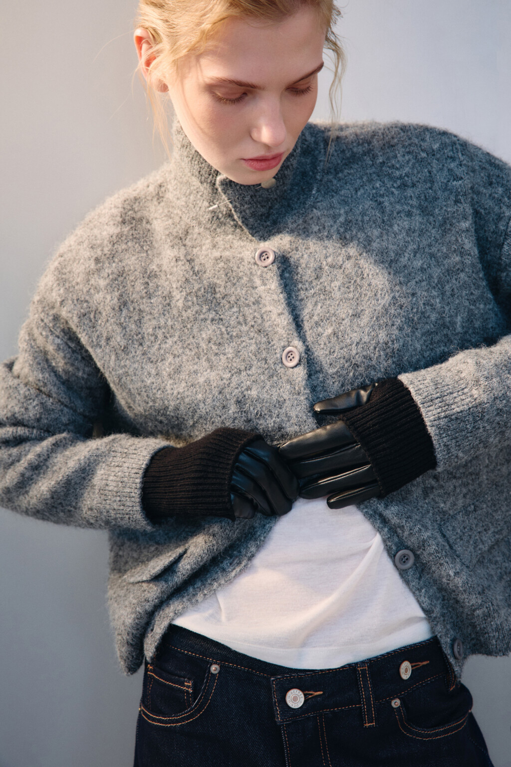 Перчатки с вязаными митенками - цвет черный - 1