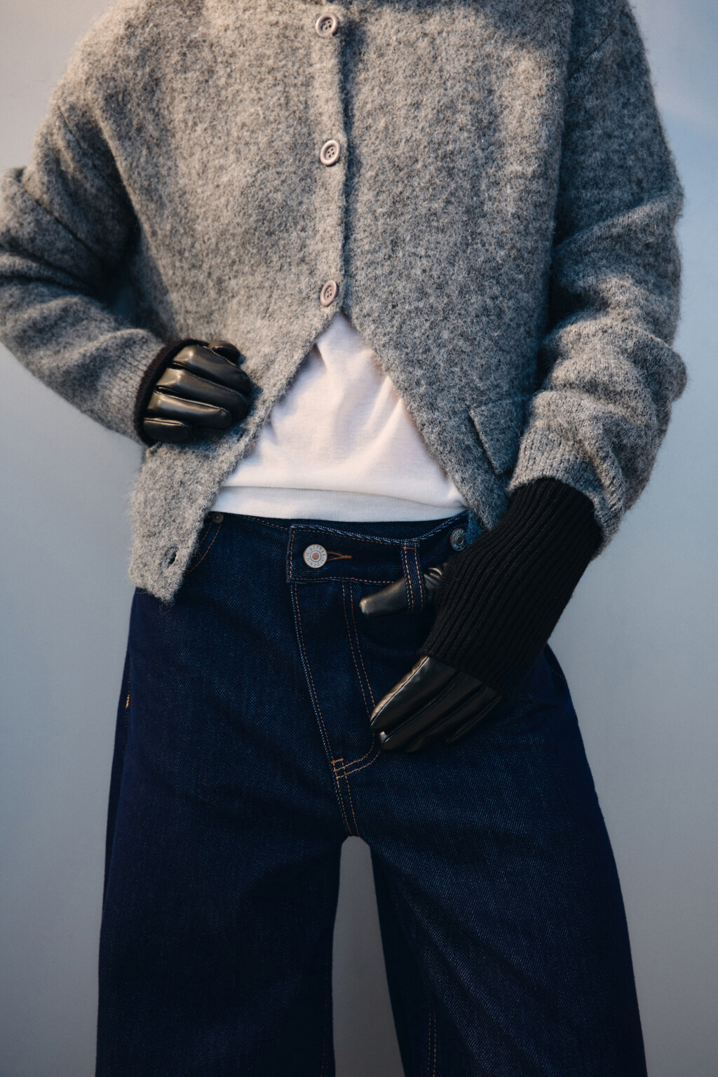 Перчатки с вязаными митенками - цвет черный - 3