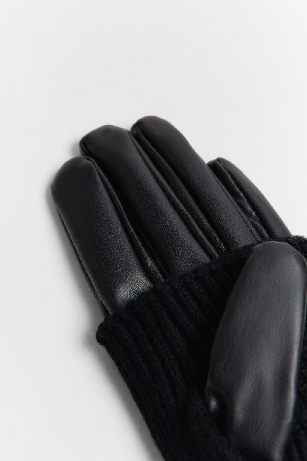 Перчатки с вязаными митенками - цвет черный - 6