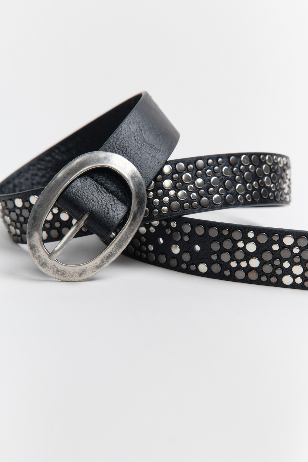 Ремень с металлическим декором - цвет черный - 1