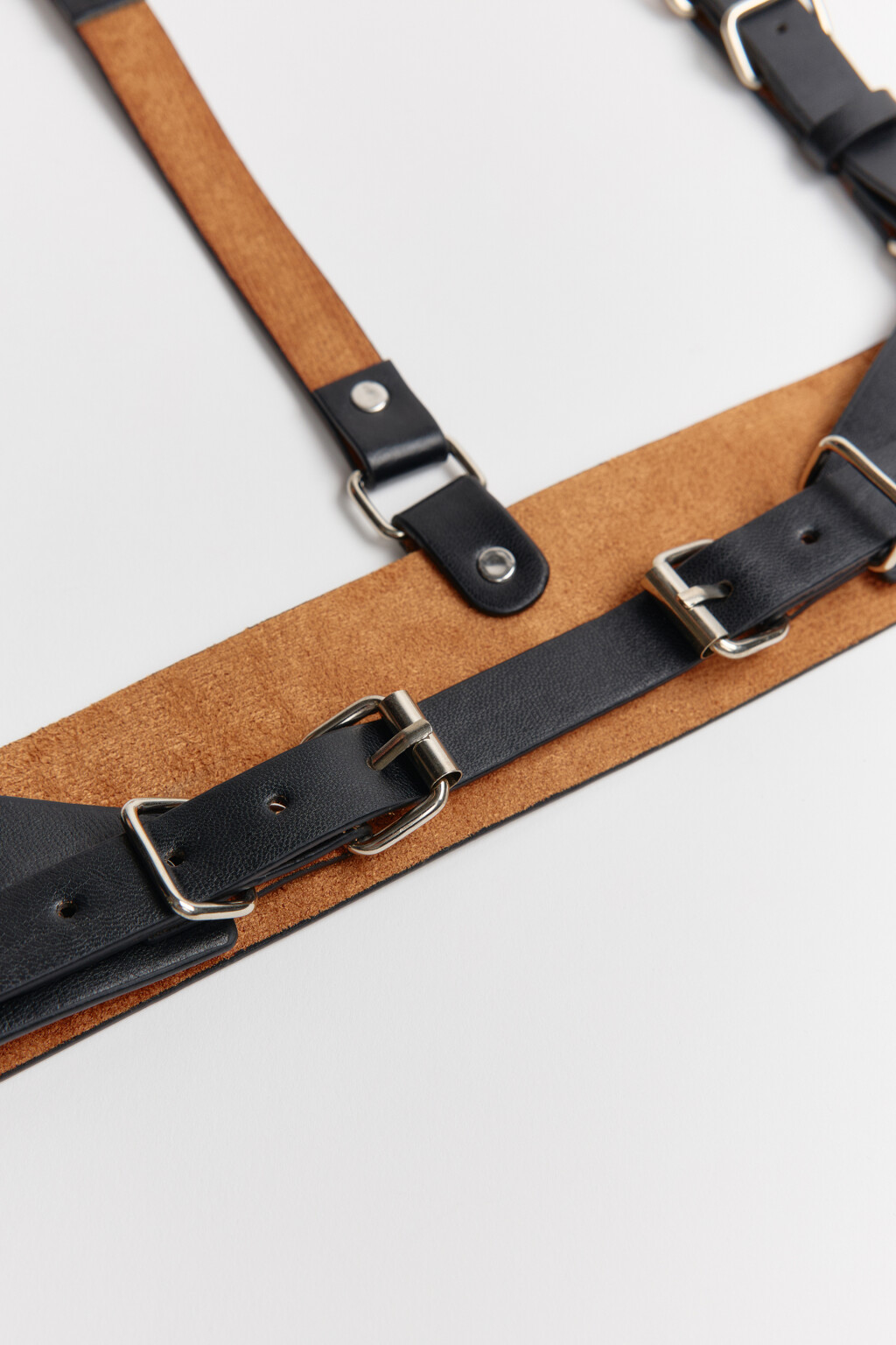 Портупея с кожаной фактурой - цвет черный - 6