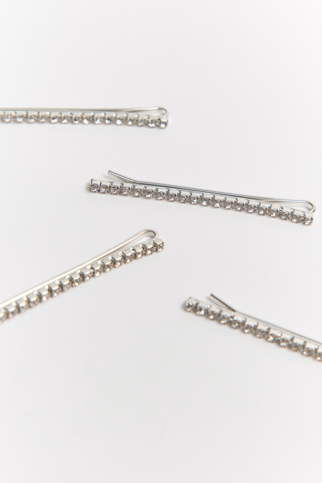 Набор заколок со стразами (4 штуки) - цвет серый - 2