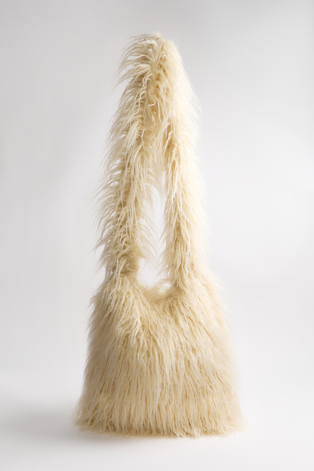 Сумка текстильная с длинным ворсом - цвет бежевый - 5