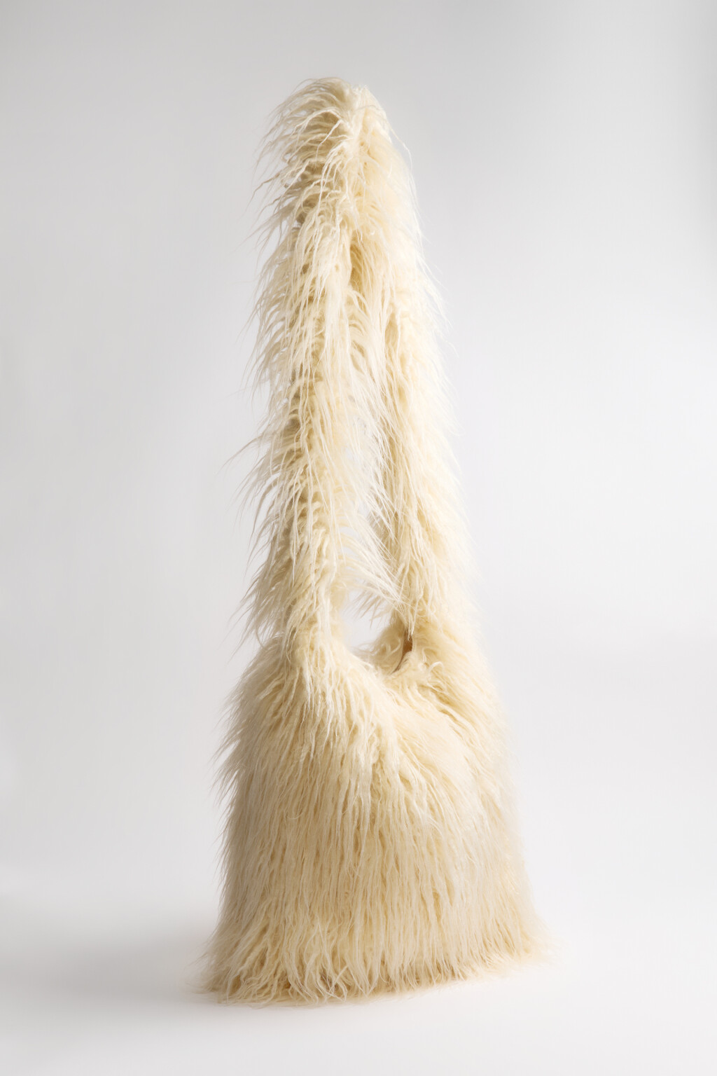 Сумка текстильная с длинным ворсом - цвет бежевый - 6