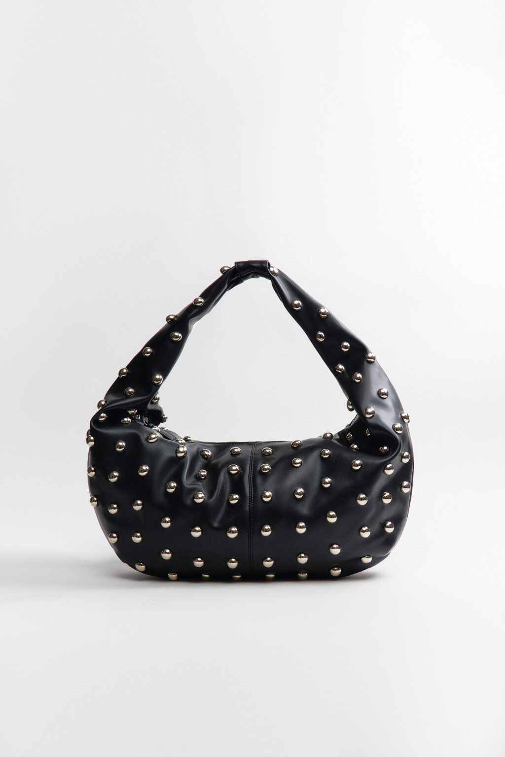 Сумка-хобо с металлическим декором - цвет черный - 1