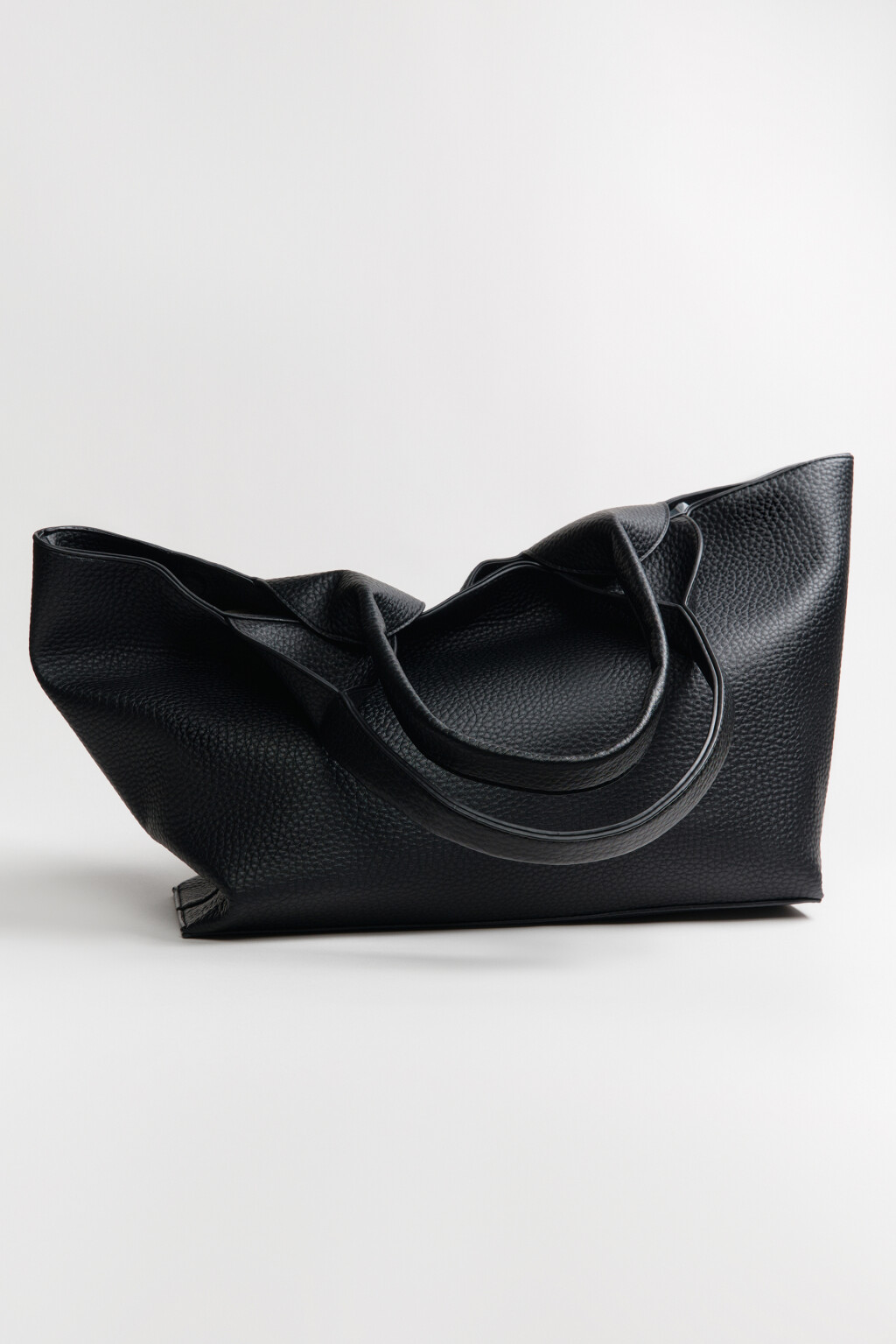 Сумка на плечо в форме трапеции - цвет черный - 3
