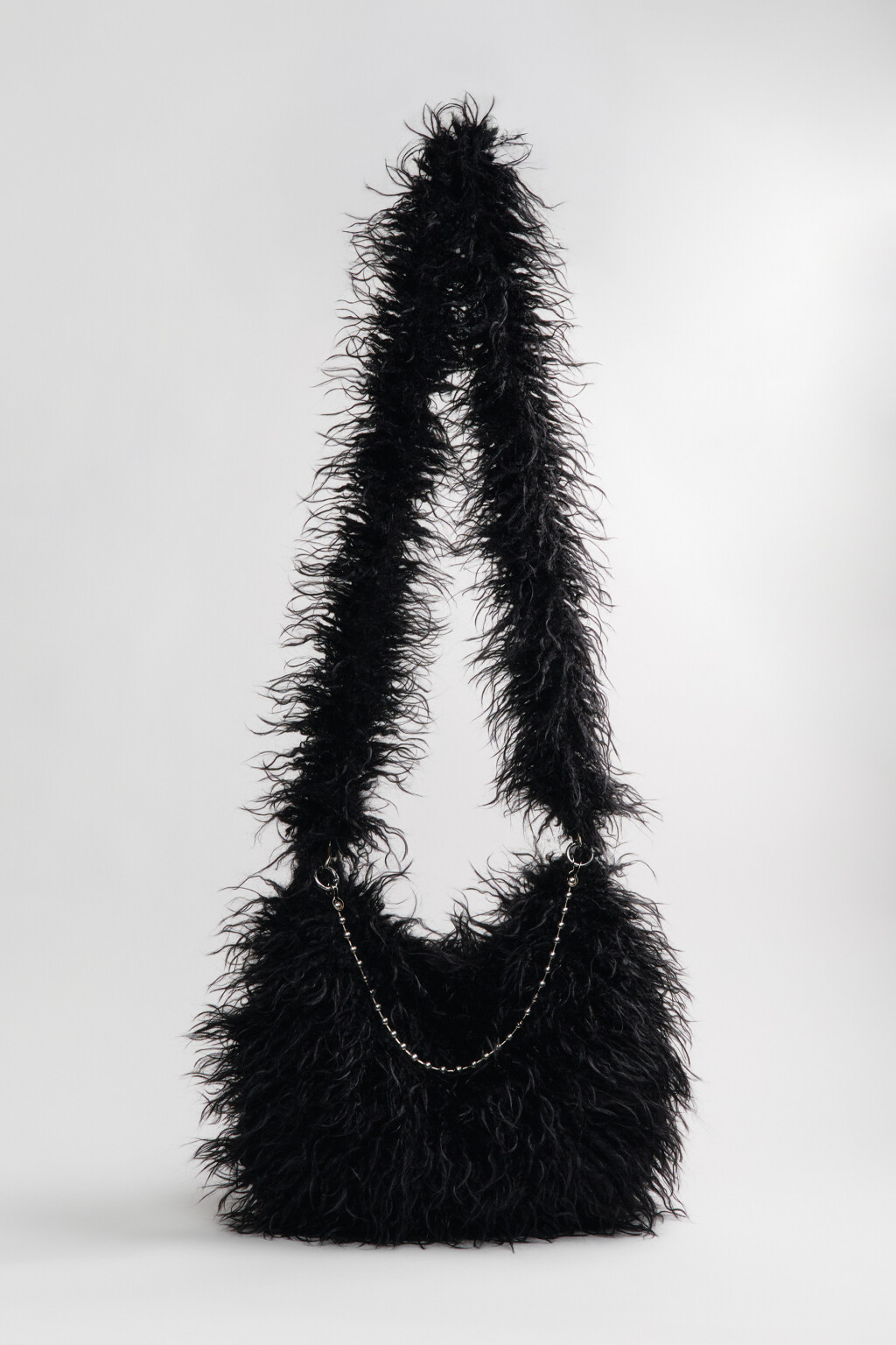 Сумка меховая с цепочкой - цвет черный - 2