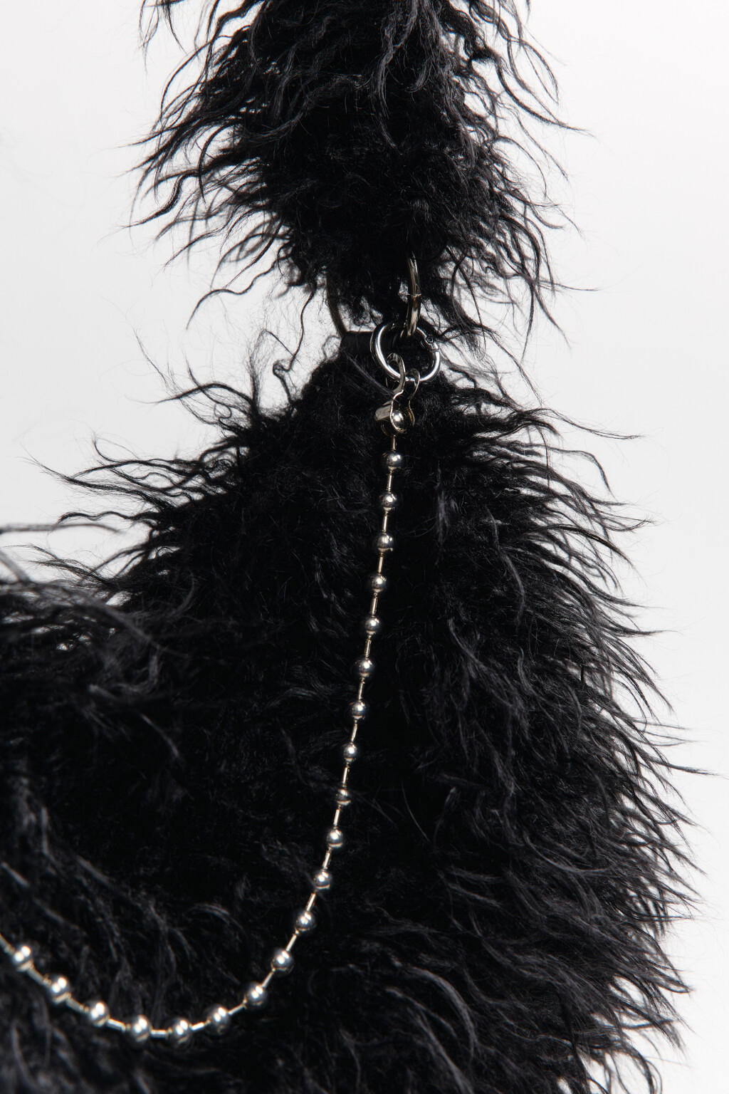 Сумка меховая с цепочкой - цвет черный - 5