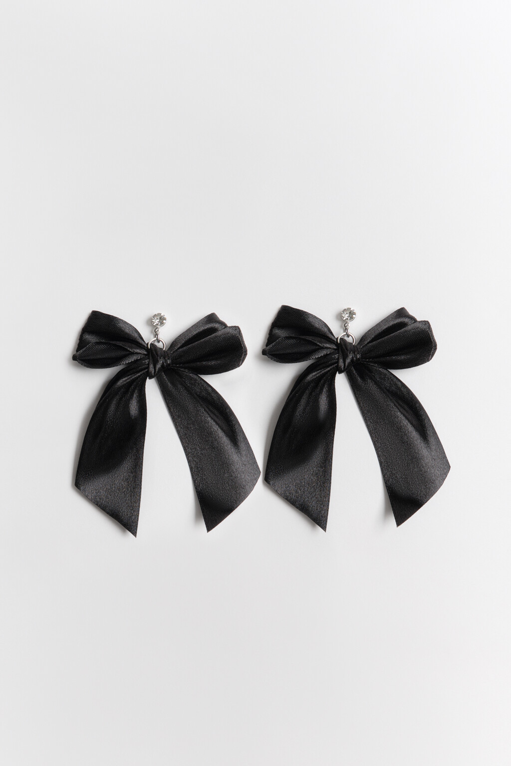 Серьги-гвоздики с атласными бантами - цвет серый - 2